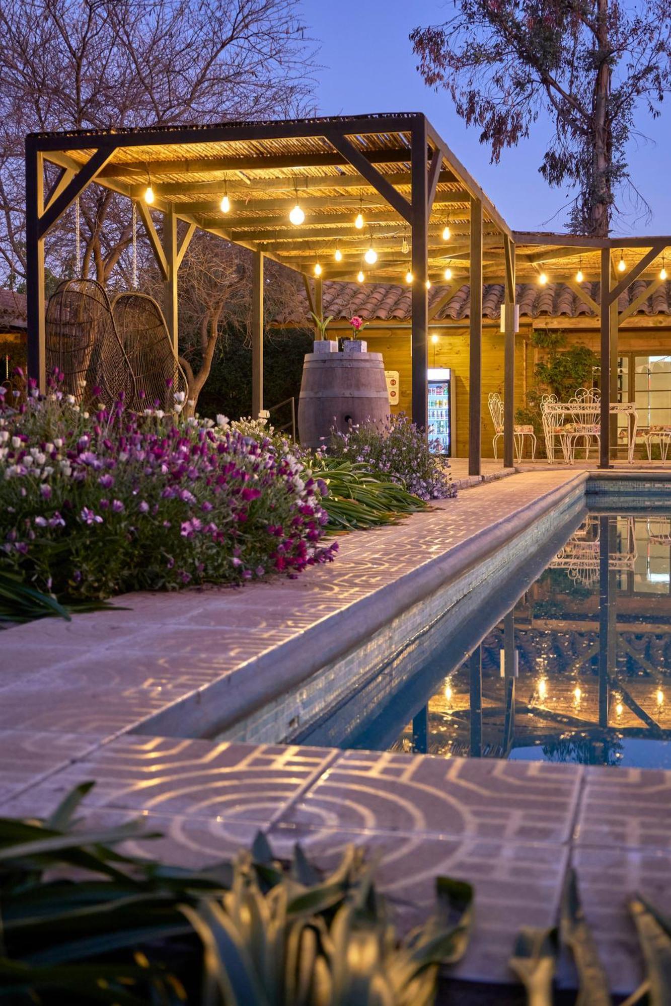 Hotel Hoja De Parra Santa Cruz Exterior photo